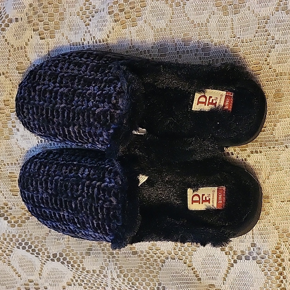 Dearfoam Slippers